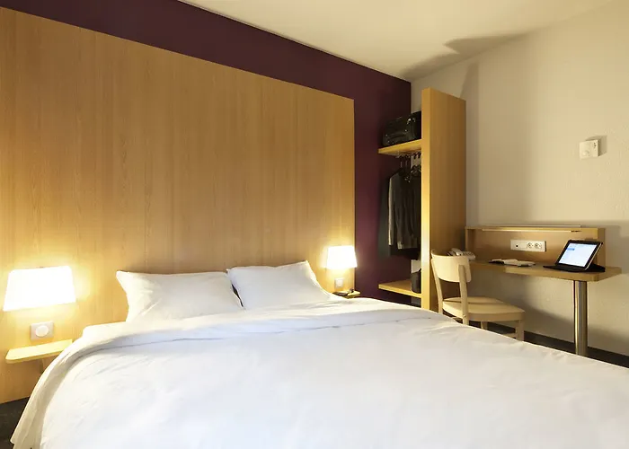 Hotel B&B Hotel Montauban