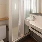 B&B Hotel Montauban Μοντωμπάν