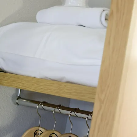 Отель B&B Hotel Montauban Монтобан