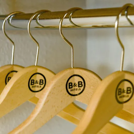 B&B Hôtel Montauban 2*