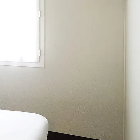 B&B Hotel Montauban Otel Montauban