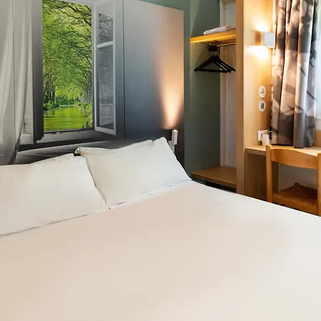 Отель B&B Hotel Montauban 2*