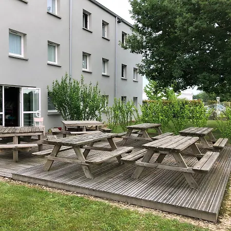 B&B Hotel Montauban Отель Монтобан